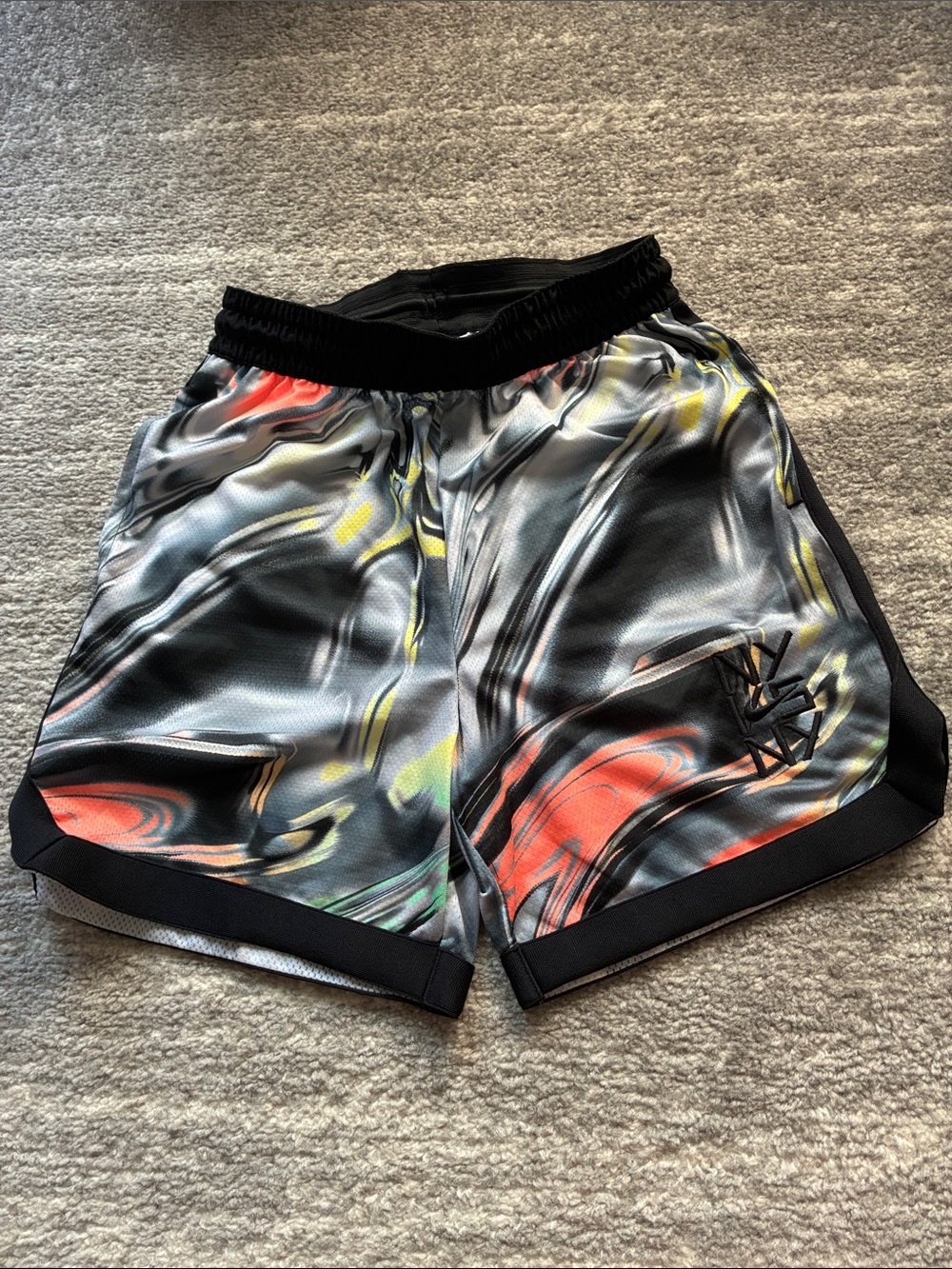Nike “NY vs NY” Basketball Shorts Size Small